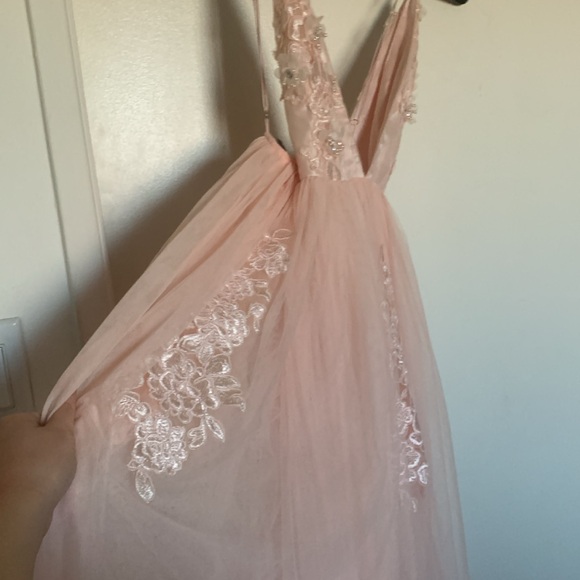 Cherry blossom backless dress - Picture 4 of 10